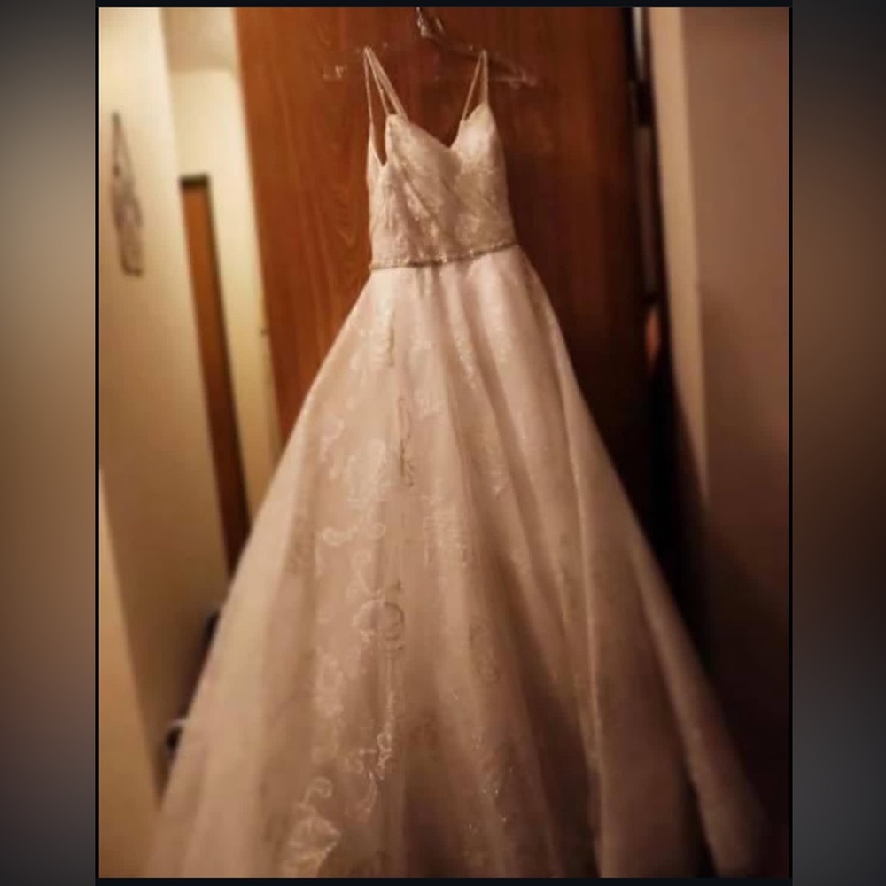 🤍💖 Brand 🆕 Customized Sparkle Wedding Dress 💖🤍